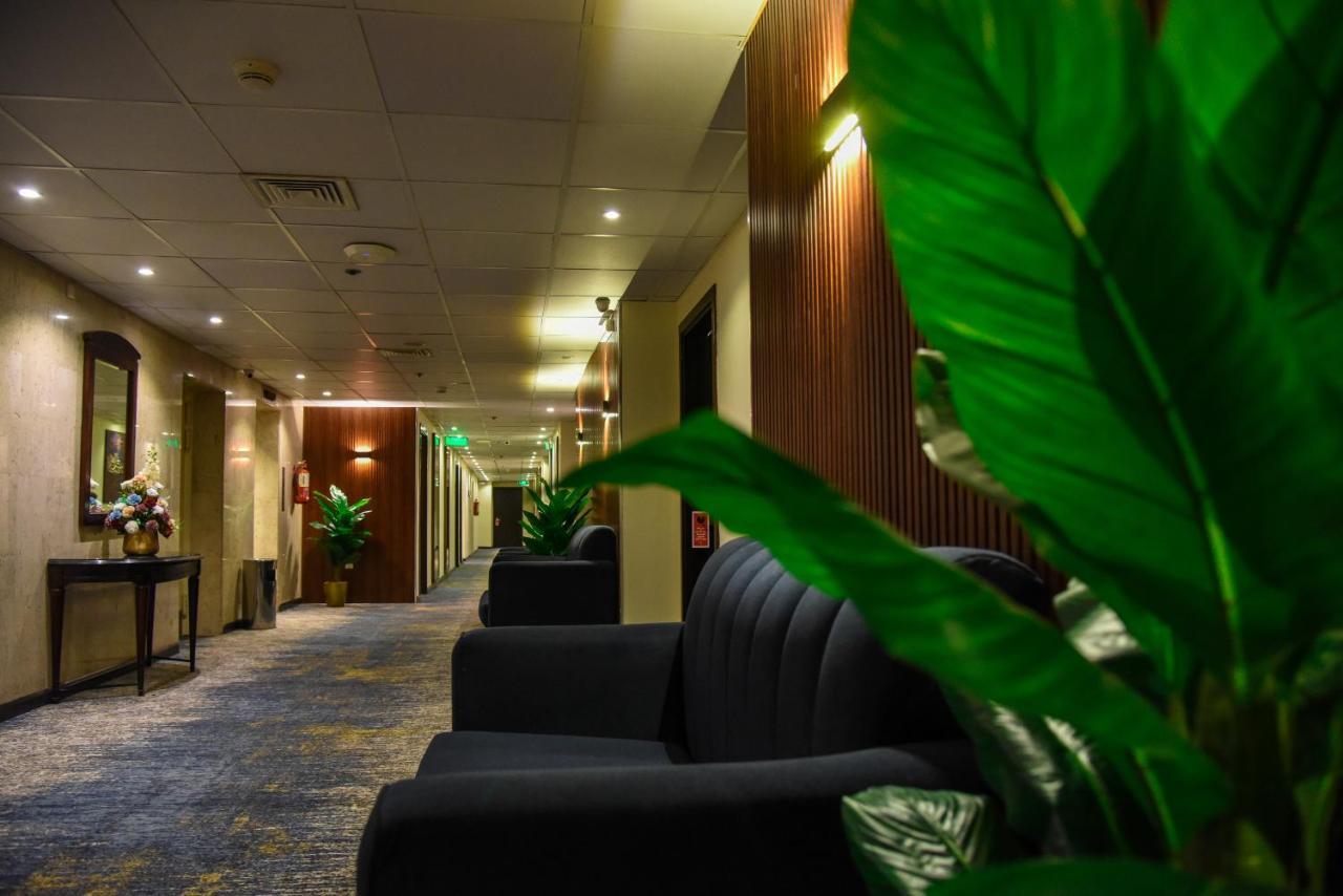 Отель Grand Plaza Al Madina Медина Экстерьер фото