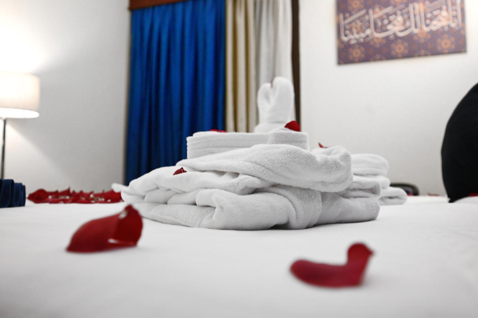 Отель Grand Plaza Al Madina Медина Экстерьер фото